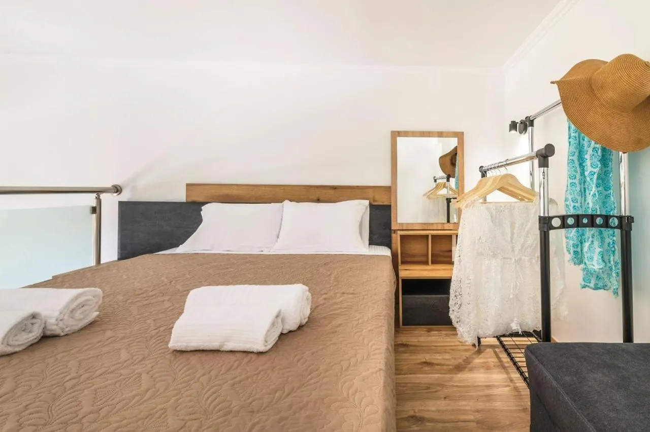 קסנדריה Casa Marina & Kledi By Booking Kottas דירה